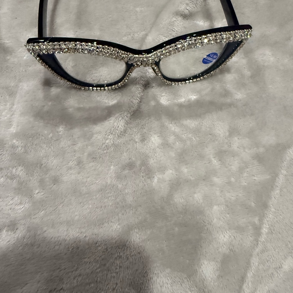 Elegant Black Rhinestone Cat-Eye Glasses +2.50 - Picture 5 of 6